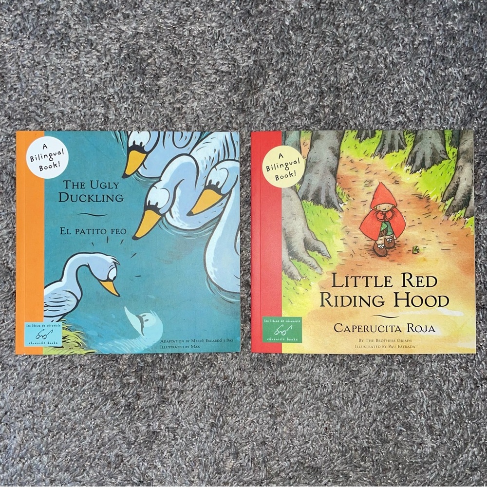 Chronicle Books Bilingual English Spanish